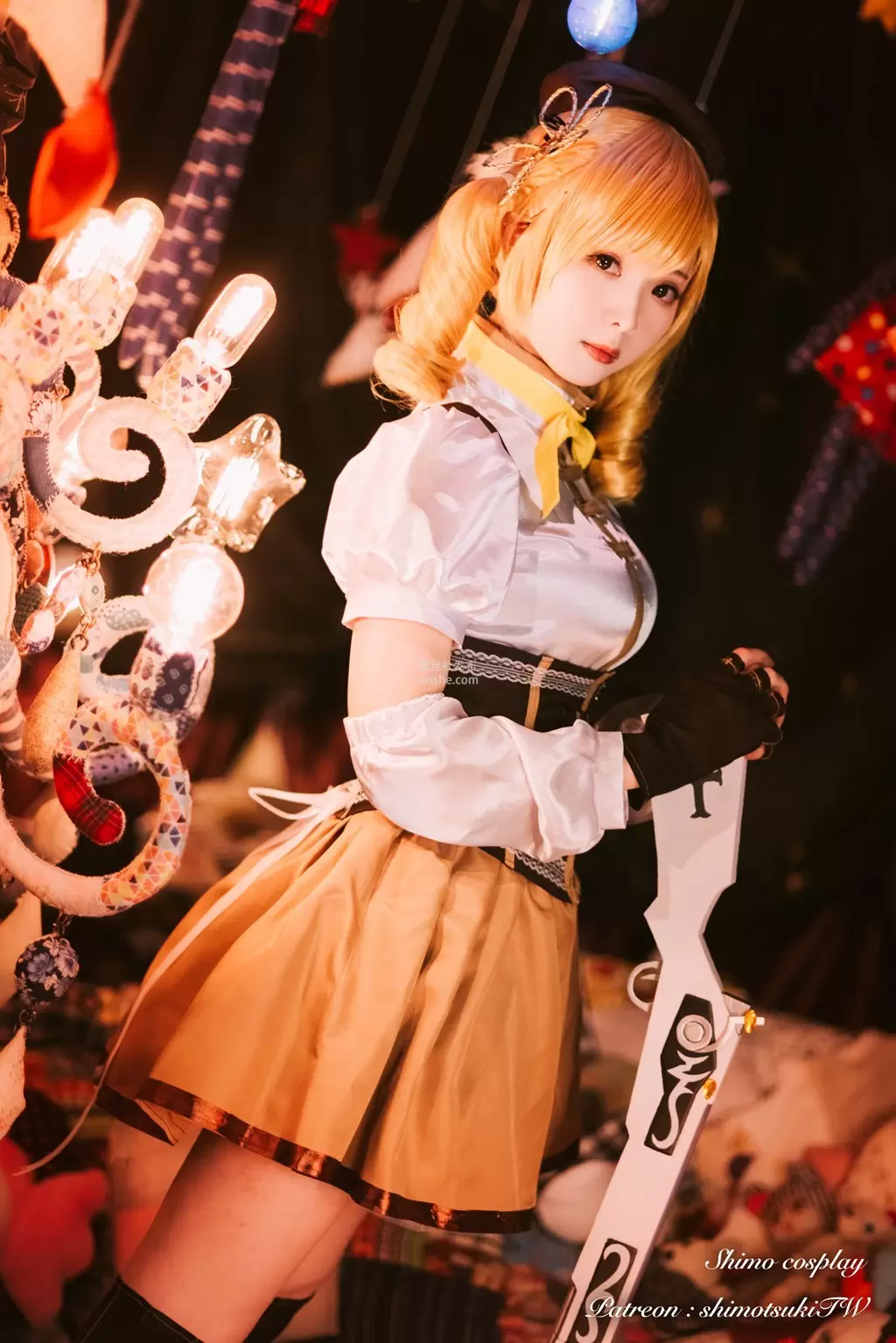 人气Coser@霜月shimo 巴麻美 超高清美女写真组图-丽图阁