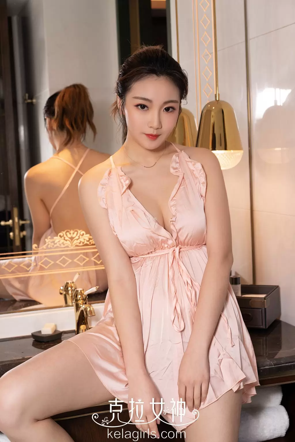 [KeLaGirls克拉女神] 2019.05.20《金杯罩球》舒彤 高清美女写真壁纸文案图片-丽图阁