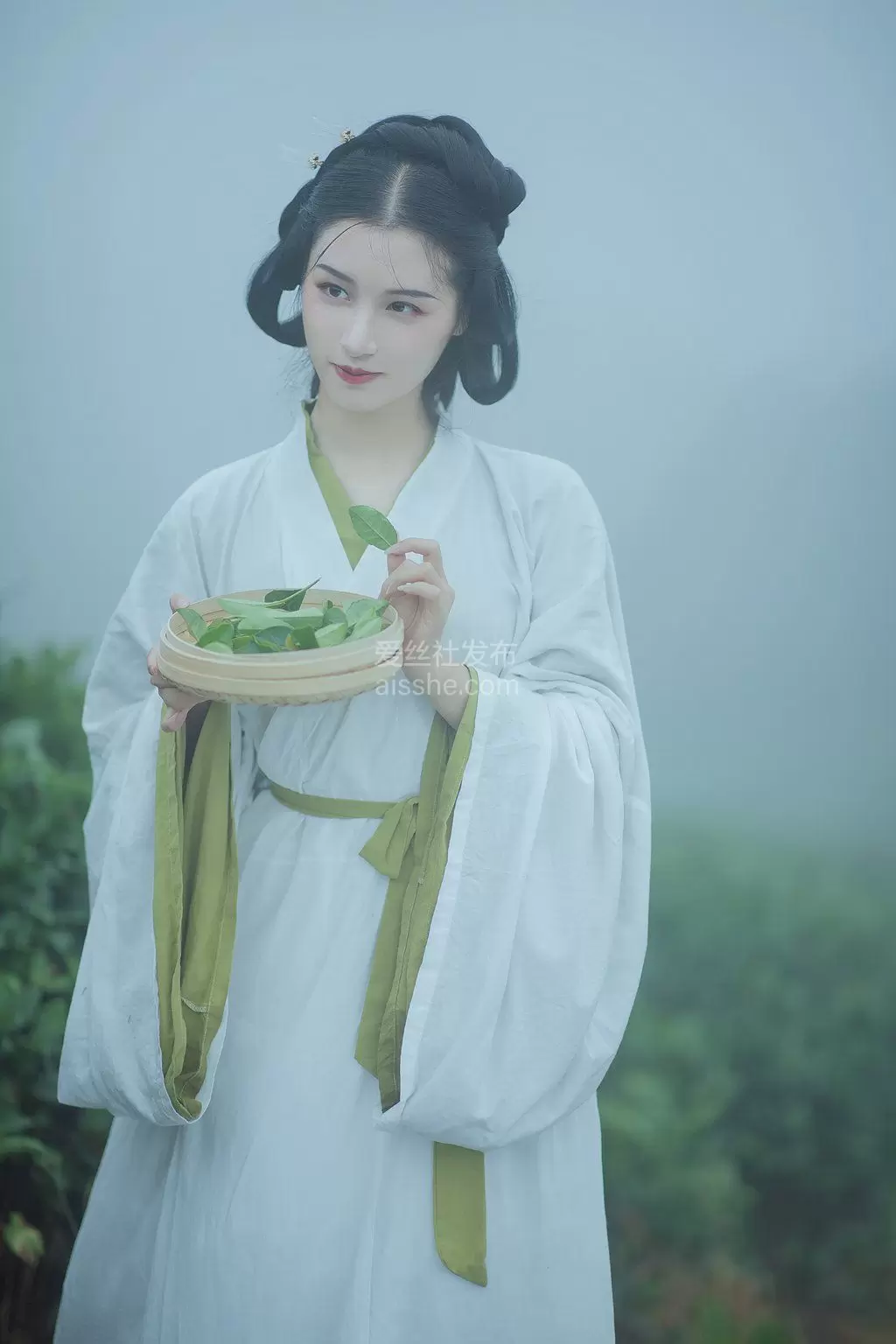 [YITUYU艺图语] 2021.12.02 采茶女 十八重川 性感女神写真素材-丽图阁