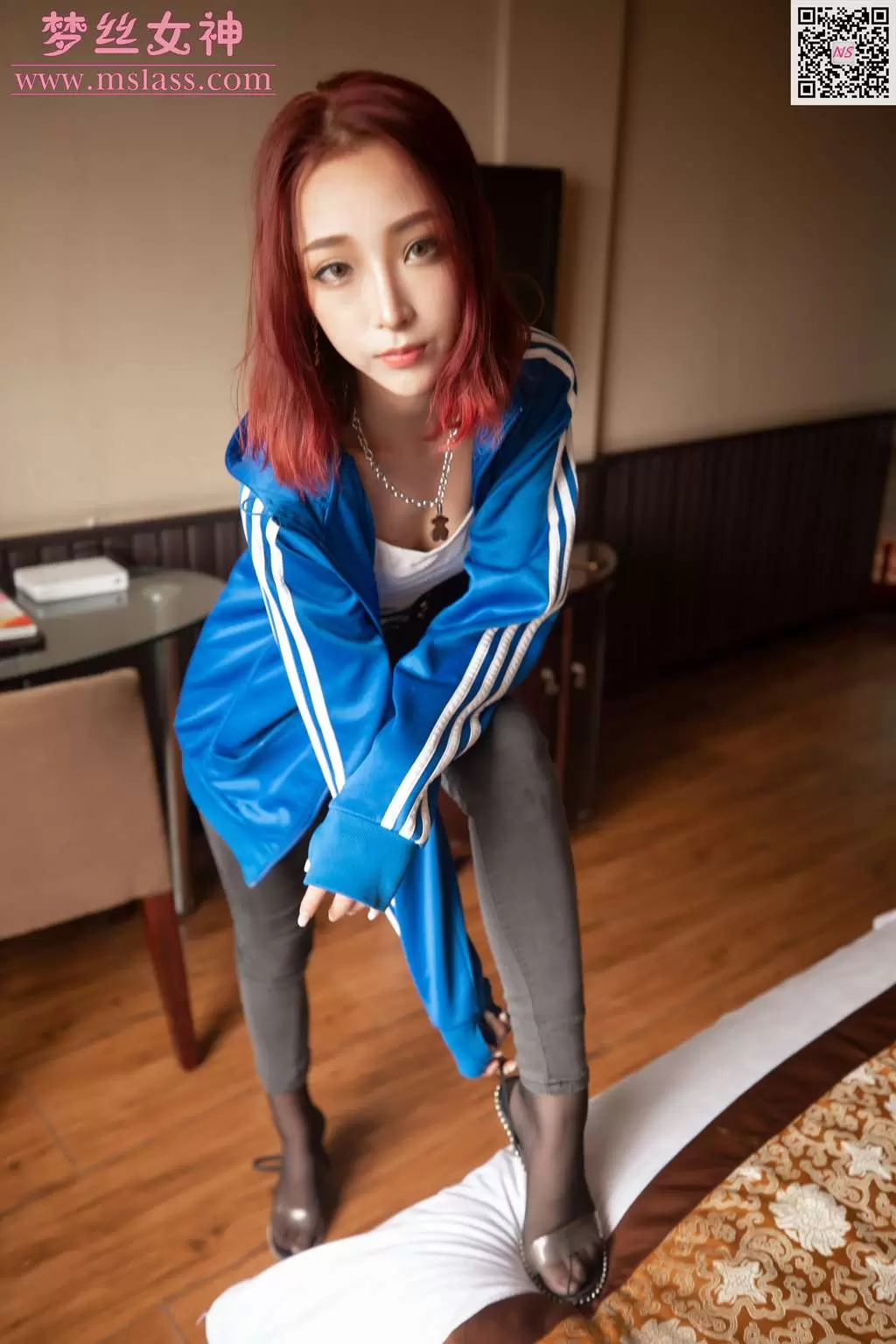 [MSLASS梦丝女神] – 乔儿回忆的校服（黑色版） 高清美女写真壁纸-丽图阁