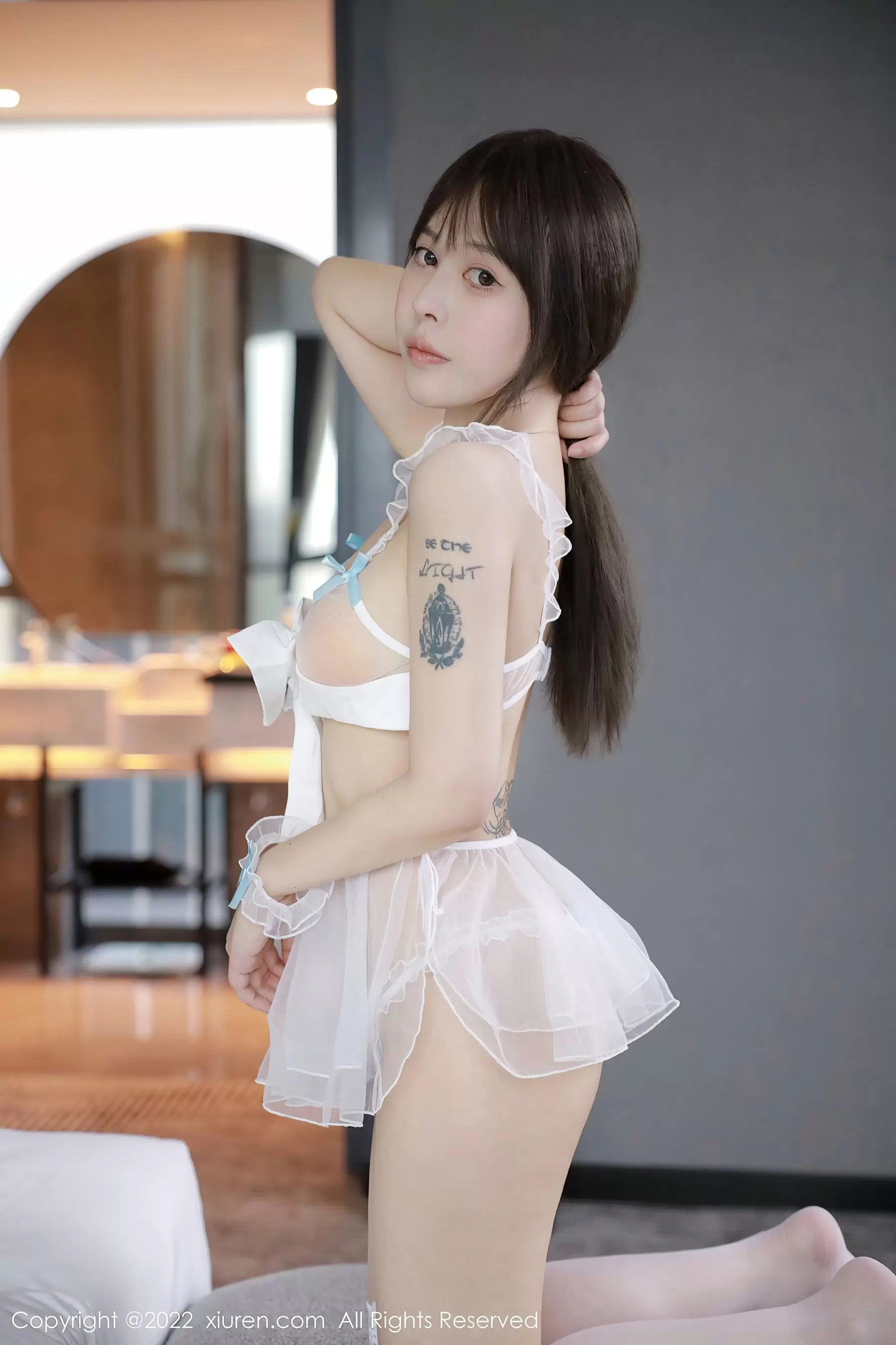 No.5926 Evelyn艾莉 丝袜美臀 美女头像真人清新高清图片-丽图阁