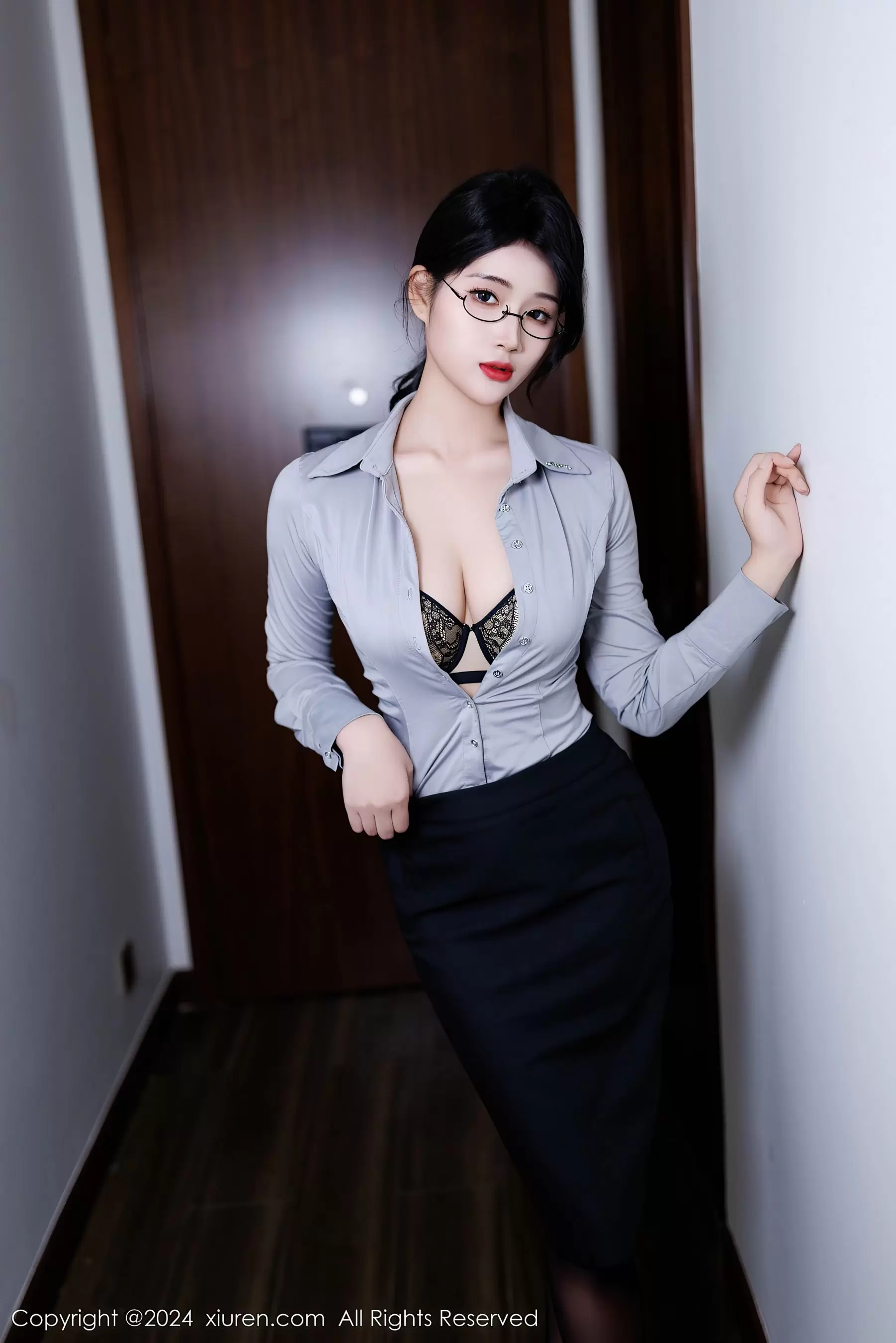 No.9567 南乔 OL美腿 美女写真艺术照图片-丽图阁